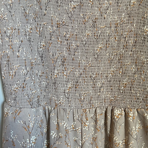 Dex Beige Floral Strappy Smocked Cropped Wide Leg Jumpsuit - Picture 4 of 6